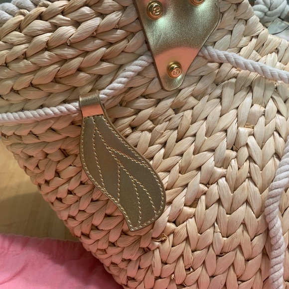 👜 Fully Lined Straw Summer Tote ☀️ - Picture 2 of 8